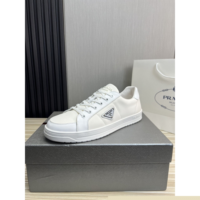 Pra*a casual shoes
